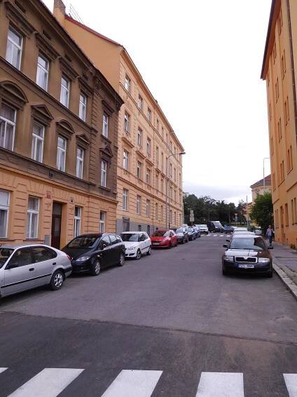Soubor:Praha Liben Hejtmankova.jpg – Wikipedie
