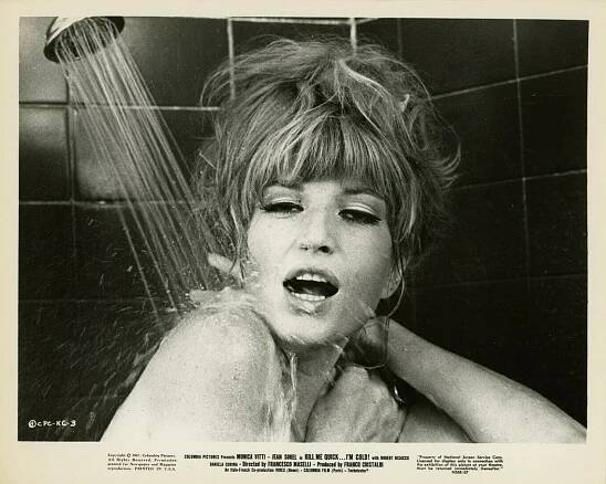 Fai in fretta ad uccidermi... ho freddo! - Fotosky - Monica Vitti
