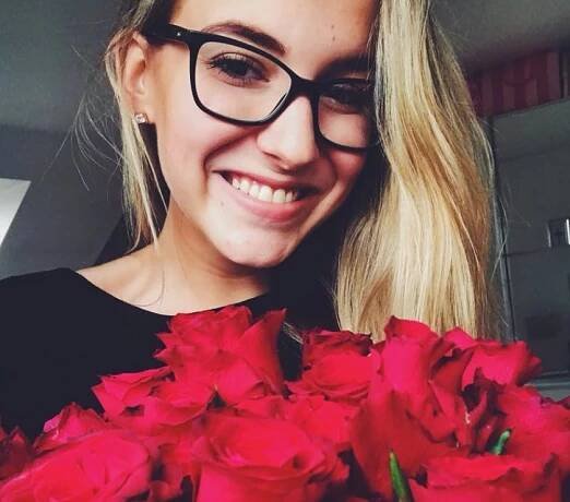 FOTO: Viktorie je dcera Lindy Finkové a Richarda Genzera. – stránka 23