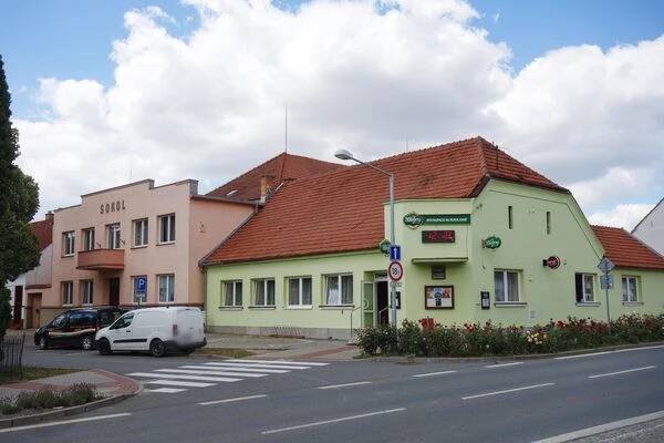 Na Sokolovně, restaurace a pizzerie foto 1