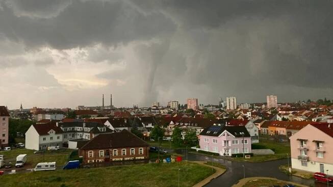 Překvapilo mě to, tornádo mohlo mít na Evropu mimořádnou sílu, říká klimatolog