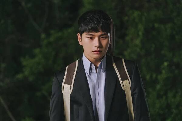Cafe Midnight: Missing Honey - Z filmu - Yi-kyeong Lee