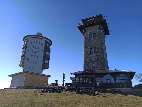 Čerchov – vojenské ruiny a pohled na bílou deku – MichalZhor