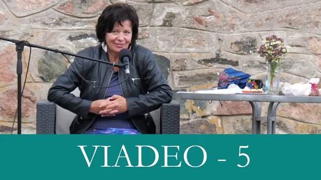 VIADEO 5 - 132. Videozáznam besedy s Ivankou Adamcovou. Polom 20.8.2021