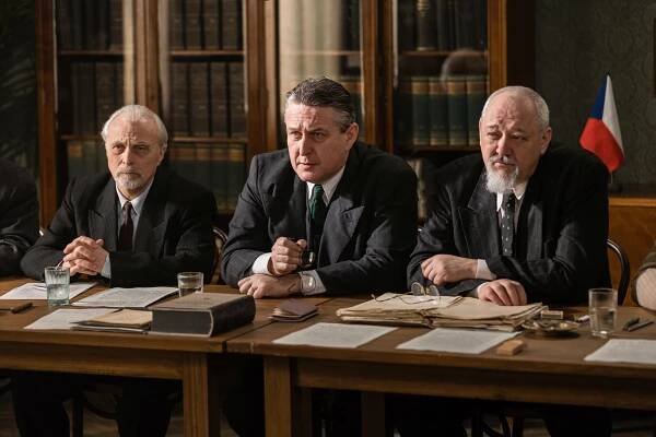 Josef Kundera, Jaroslav Mendel, Petr Matoušek - Postoloprty 1945 - česká odplata - Z filmu