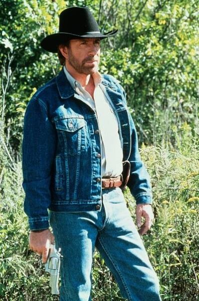 Walker, Texas Ranger - Promo - Chuck Norris