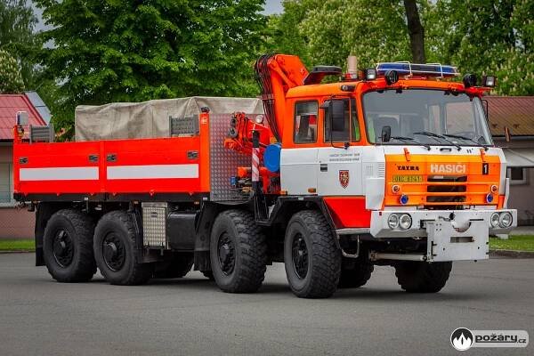 Osmikolové vyprošťovací Tatry hasičů z Moravskoslezského kraje vznikly přestavbou vojenských speciálů | POŽÁRY.cz - ohnisko