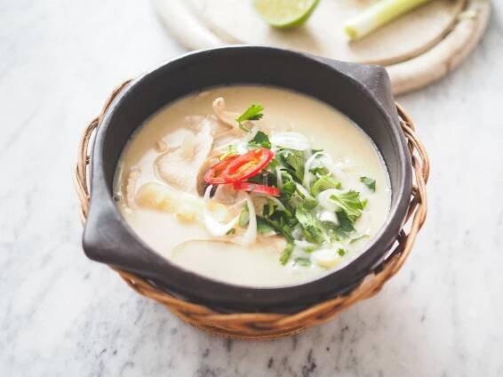 Thajská kokosová polévka Tom Kha Gai - My Cooking Diary