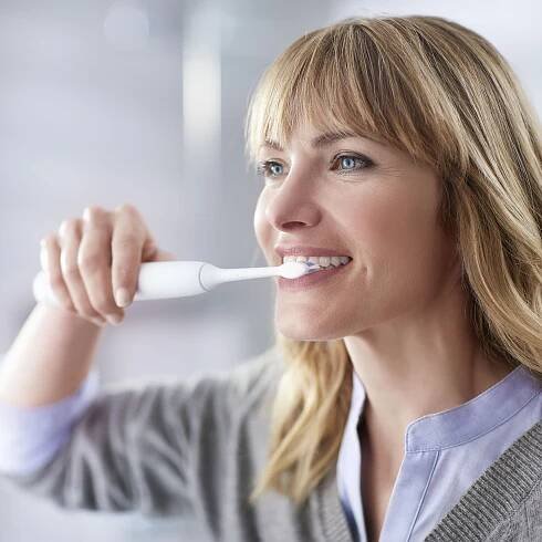 Elektronický zubní kartáček Sonicare 5100