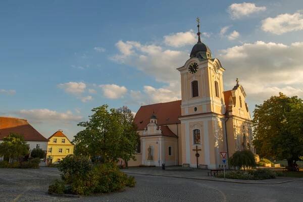Týn nad Vltavou - město vltavínů | Jižní Čechy