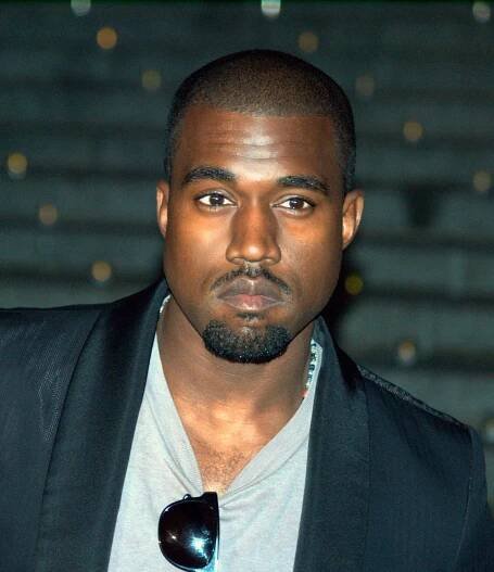 Slavní s handicapem: Kanye West stále není Ježíš, i když mu věnoval album