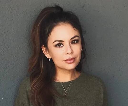 Janel Parrish Biography - Facts, Childhood, Family Life & Achievements