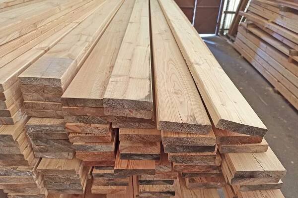 Prkna obkladová FASÁDNÍ hoblovaná 21 x 95 x 4000 mm Sibiřský Modřín - s fází - VÝPRODEJ
