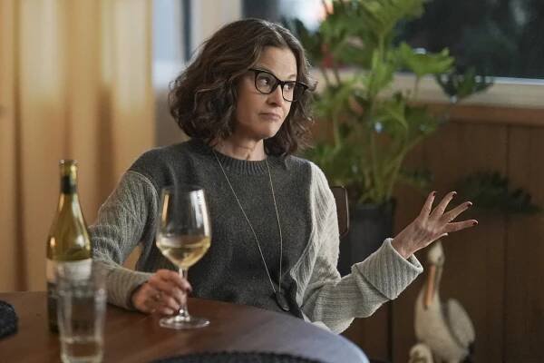 Nezadaná a namol - Pilotní díl - Z filmu - Ally Sheedy