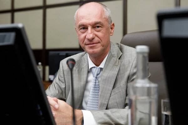 Ceny elektriny vydesili malé firmy. Pomoc štátu však žiadajú aj veľkí - Forbes
