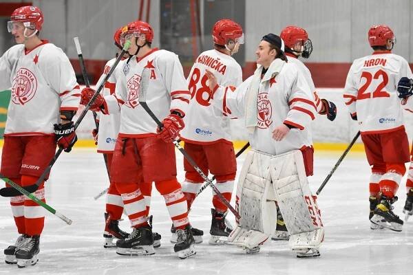 HC Vsetín online - oficiální­ internetové stránky VHK Vsetí­n | Začíná juniorské čtvrtfinále! Valaši narazí na Slavii