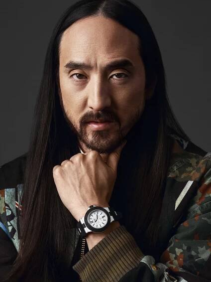 Čas na párty / Bulgari a DJ Steve Aoki spojili síly k produkci unikátních hodinek nejen do klubu – Selectedmag