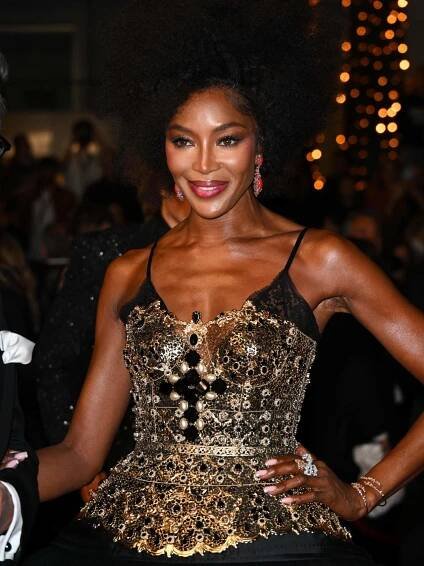 Naomi Campbell Photos • CelebMafia