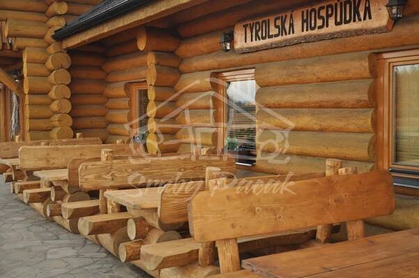 Sochy a nábytek | Sruby, roubenky, dřevostavby na klíč
