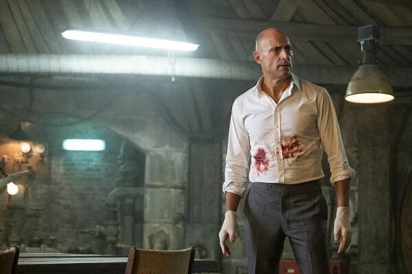 Chrám - Epizoda 1 - Z filmu - Mark Strong