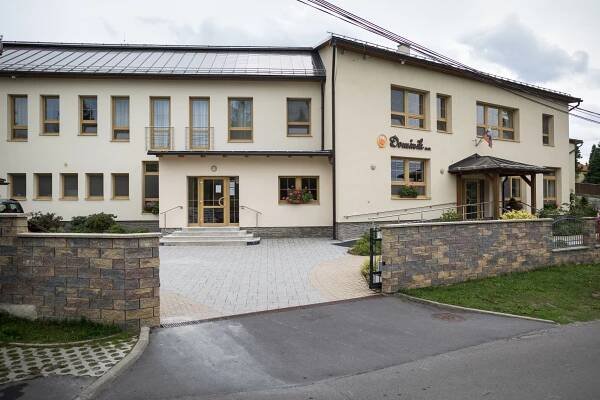 Boli sme v zariadení sociálnych služieb, kde sú ľudia šťastní. Prvého klienta prijali do zariadenia...