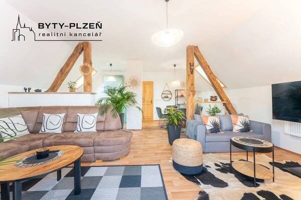 Prodej rodinného domu 150 m2, pozemek 6 228 m2 | Reality.iDNES.cz 
