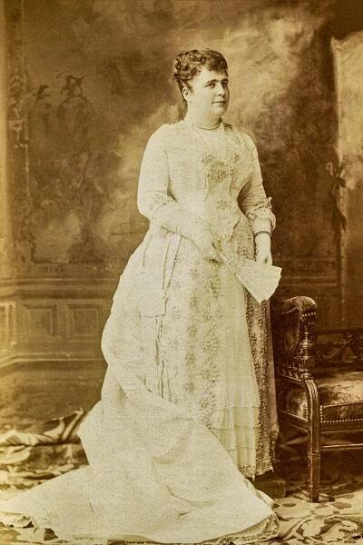 I Do: The History of Wedding Fashion and Tradition - New Canaan Museum and Historical Society