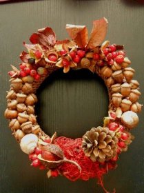 podzimní věnec z darů přírody Fall Wreath, Wreaths, Autumn, Home Decor ...