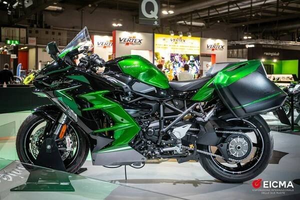 EICMA 2021 - Stand Kawasaki - EICMA