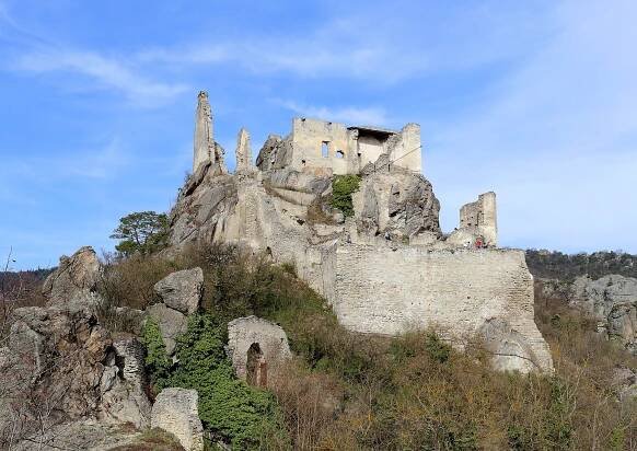 File:Dürnstein - Ruine (2).JPG - Wikimedia Commons