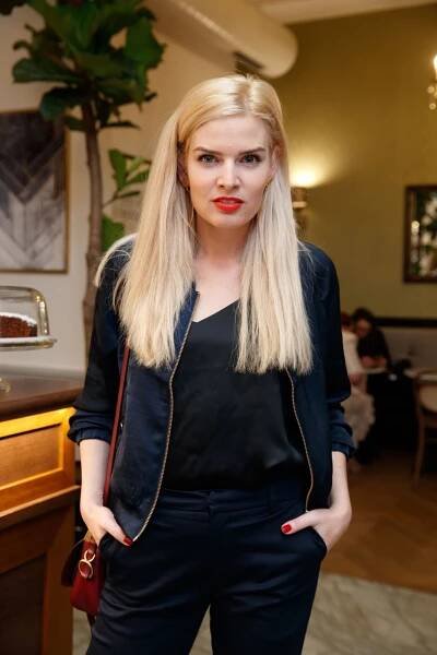 Herečka a influencerka Štíbrová: Medaile od předsedy Senátu! Za co?