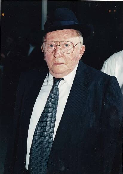 Moshe Perl