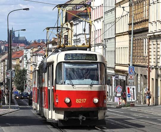 Dopravní podnik zprovoznil velkokapacitní odstavné kolejiště tramvají Hostivař