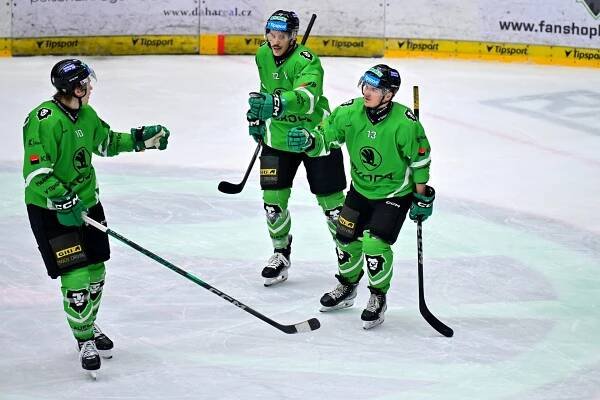 Junttilův hattrick na závěr roku přinesl Bruslařům dva body proti Třinci
