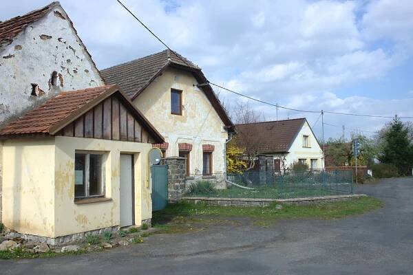 Soubor:Letovy, náves II.jpg – Wikipedie