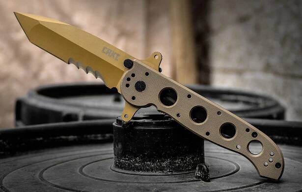 CRKT M16® - 14DSFG SPECIAL FORCES DESERT TANTO LARGE WITH VEFF SERRATIONS™ CR-M16-14DSFG - Kapesní nože | KNIFESTOCK