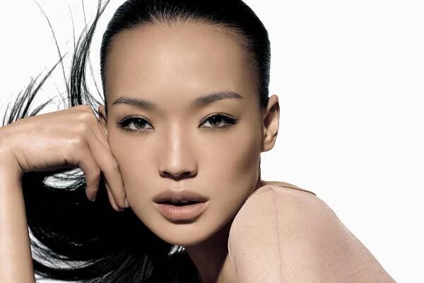 emporio armani shu qi Luxa Terra