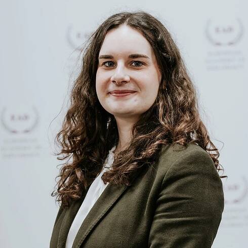 Julia Pieklik - European Academy of Diplomacy