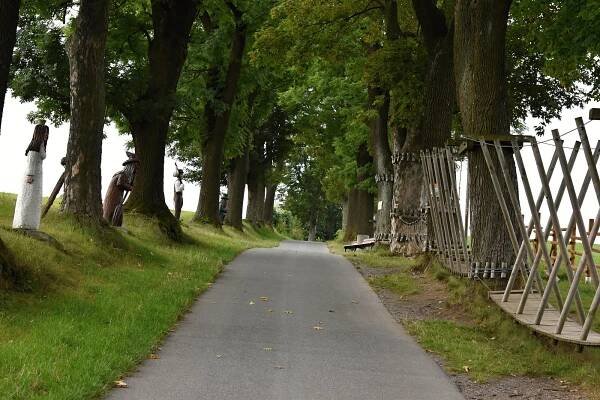 Pyšolec, Kunštát a Skály. Další šlechtická sídla doplní Bystřický park miniatur