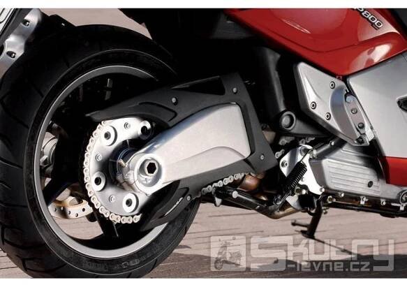 Gilera GP 800 | Skutry.cz