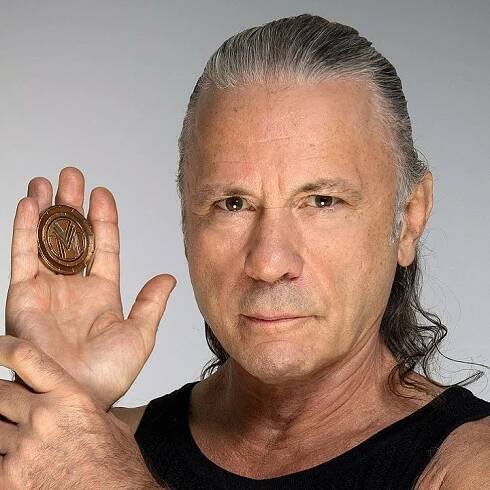 Bruce Dickinson reveals 2027 solo album plans, says Iron Maiden bassist Steve Harris loves it: “He told me,...