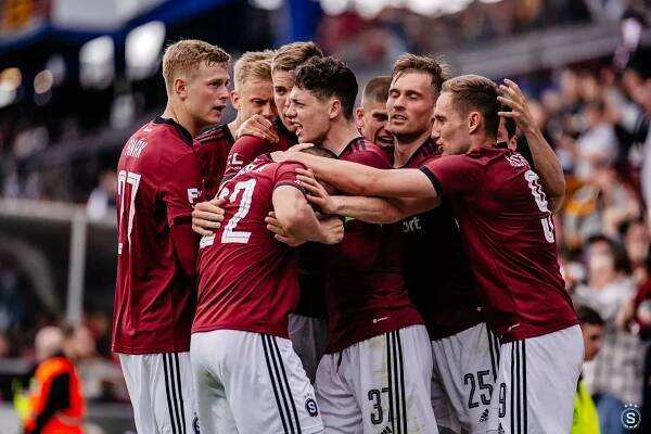 Vládci Prahy | sparta.cz