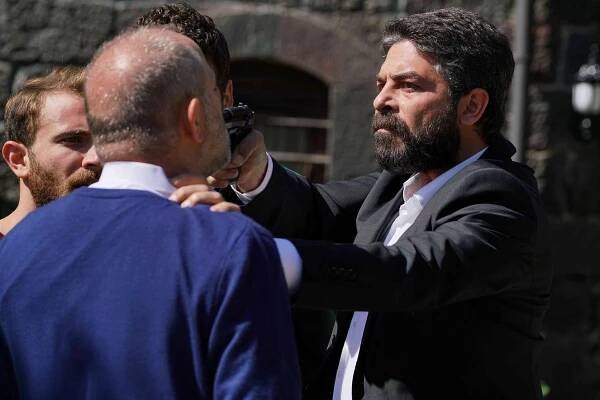 Sen Anlat Karadeniz - Episode 18 - Z filmu - Sinan Tuzcu