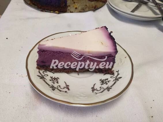 ᐉ Borůvkový cheesecake - recepty.eu