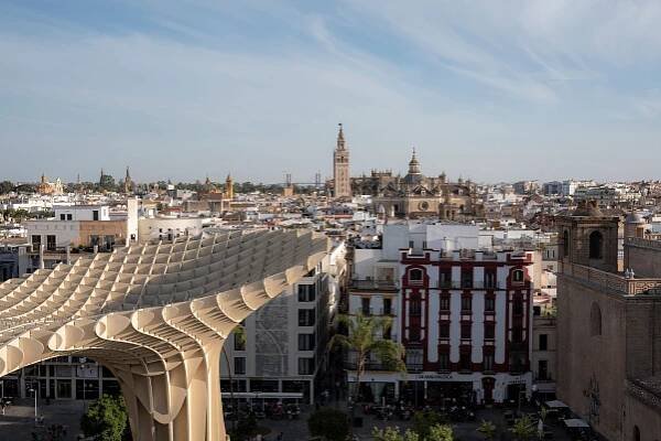 Sevilla - FRASER MCGEE