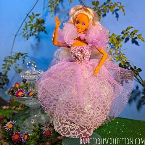 Garden Party Barbie 1988 – Barbie Dolls Collection