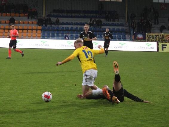 OBRAZEM: FC Vysočina ztratil s Varnsdorfem nadějné vedení a získal doma jen bod