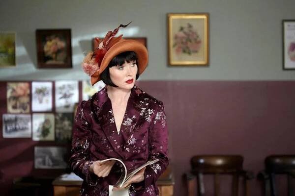 Vražedné záhady slečny Fisherové - Z filmu - Essie Davis