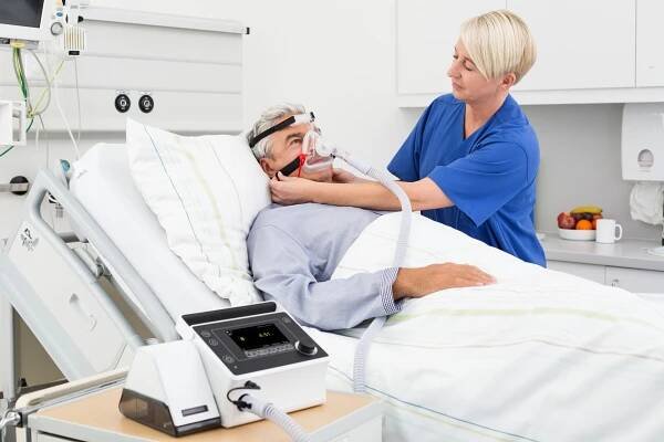 Domácí umělá plicní ventilace - Saegeling Medizintechnik