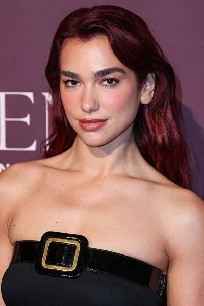 FOTO: Popová diva Dua Lipa. – stránka 8